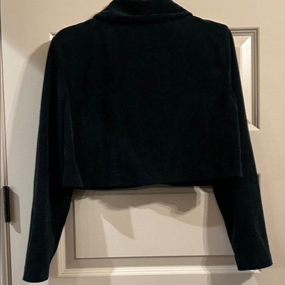 Elegant Dark Green Cropped Blazer - Picture 4 of 9